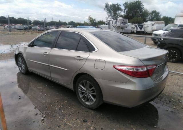 2015 Toyota Camry Le vin: 4T1BF1FK4FU480823