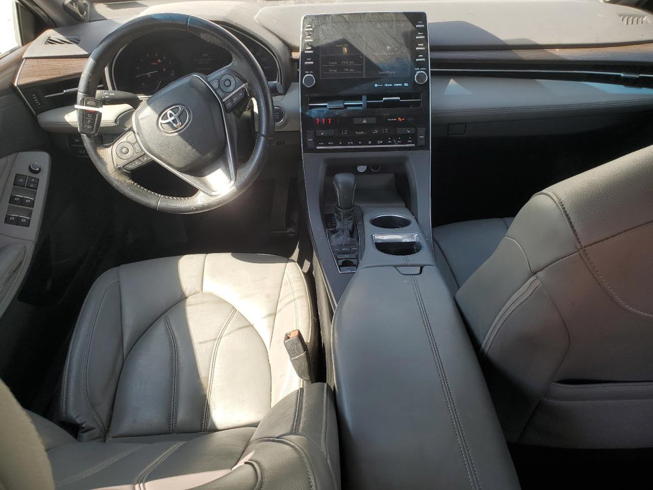 Toyota Avalon XLE 2019 White – 3.5L V6 FWD Sedan | VIN: 4T1BZ1FB6KU004302