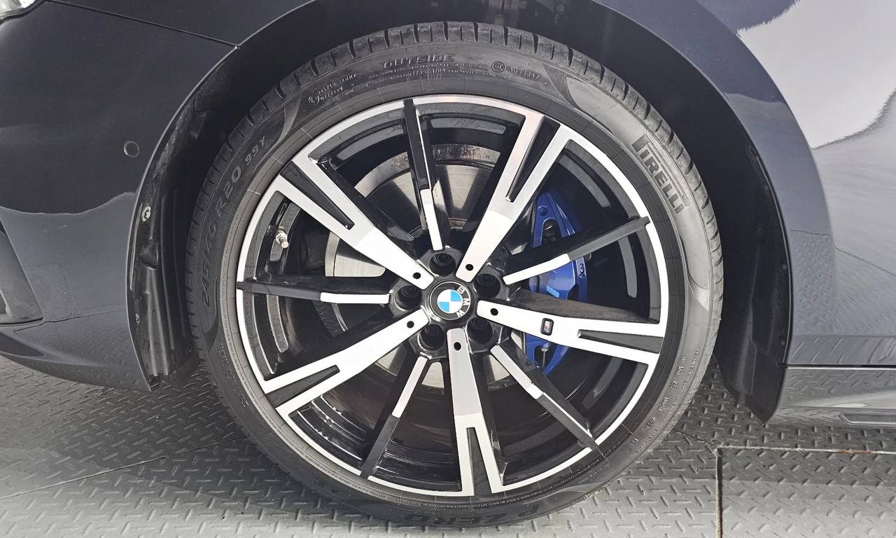 2025 BMW 5 Series 530i xDrive M Sport (G60) | Black | VIN: WBA51FJ02SCU32088