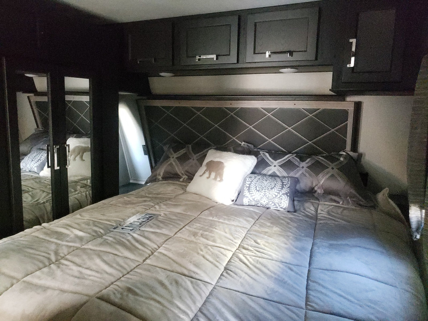 2019 FUZI CAMPER - 4YDF37327KF810469