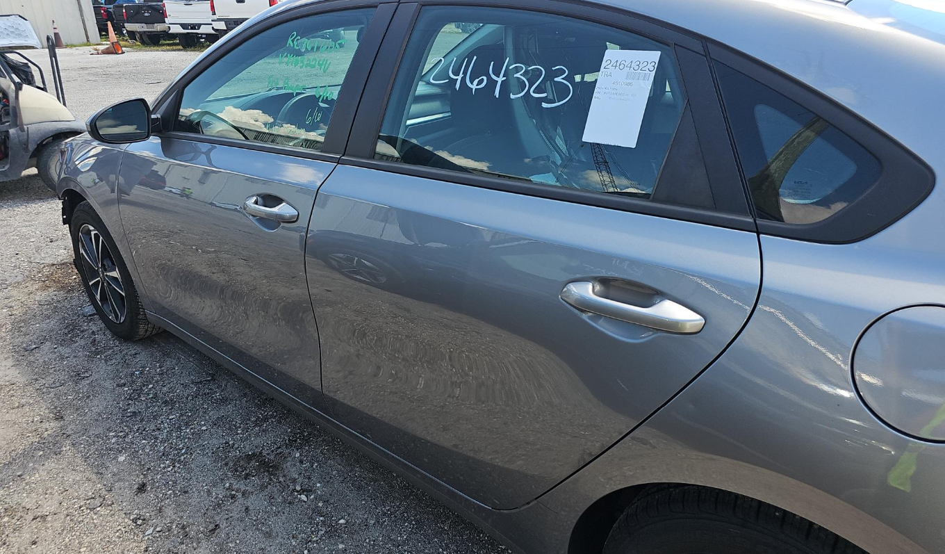 2022 Kia Forte LXS | Gray | 2.0L I4 FWD Sedan | VIN: 3KPF24AD2NE426641