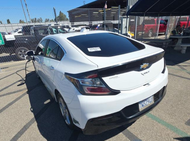 Chevrolet Volt 2LT 2017 – Plug-In Hybrid Hatchback, Heated Seats | VIN: 1G1RC6S56HU188028