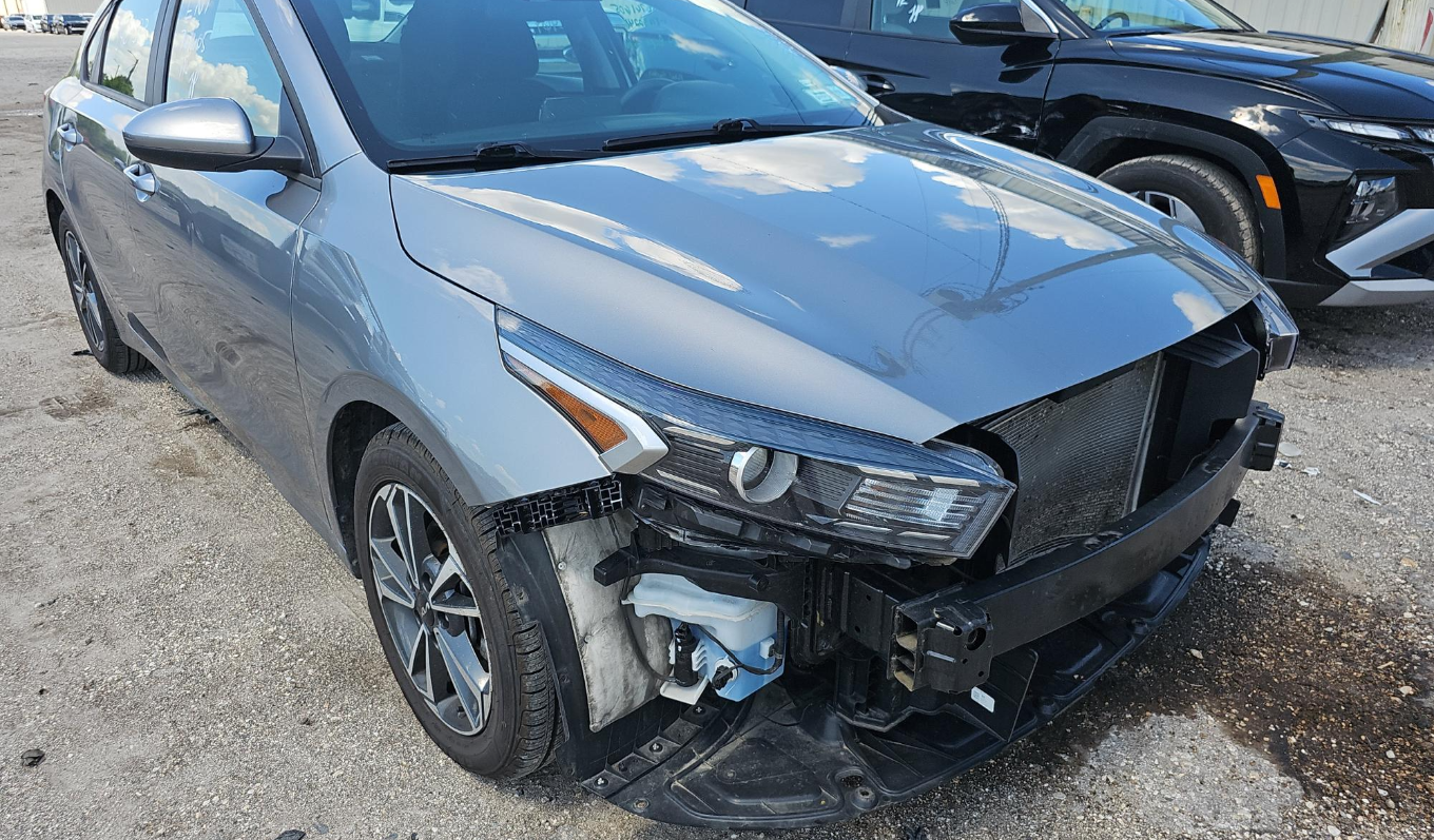 2022 Kia Forte LXS | Gray | 2.0L I4 FWD Sedan | VIN: 3KPF24AD2NE426641