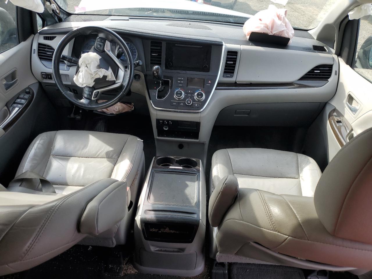 2015 TOYOTA SIENNA XLE - 5TDYK3DC6FS654090
