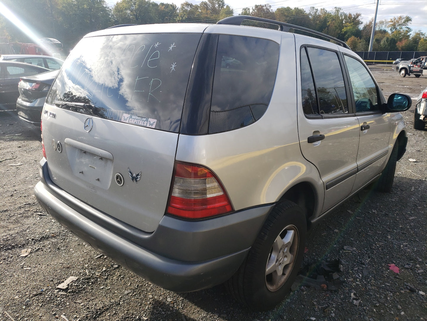 1998 MERCEDES-BENZ ML 320 - 4JGAB54E0WA020510