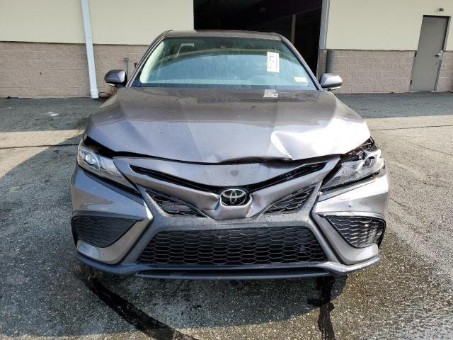 Toyota Camry SE 2024 Gray – 2.5L FWD Sedan | VIN: 4T1611AK2RU247779
