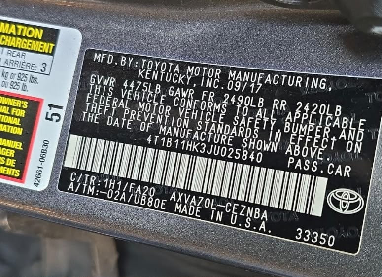 2018 Toyota Camry LE 4T1B11HK3JU025840 Gray | 2.5L I4 FWD Sedan