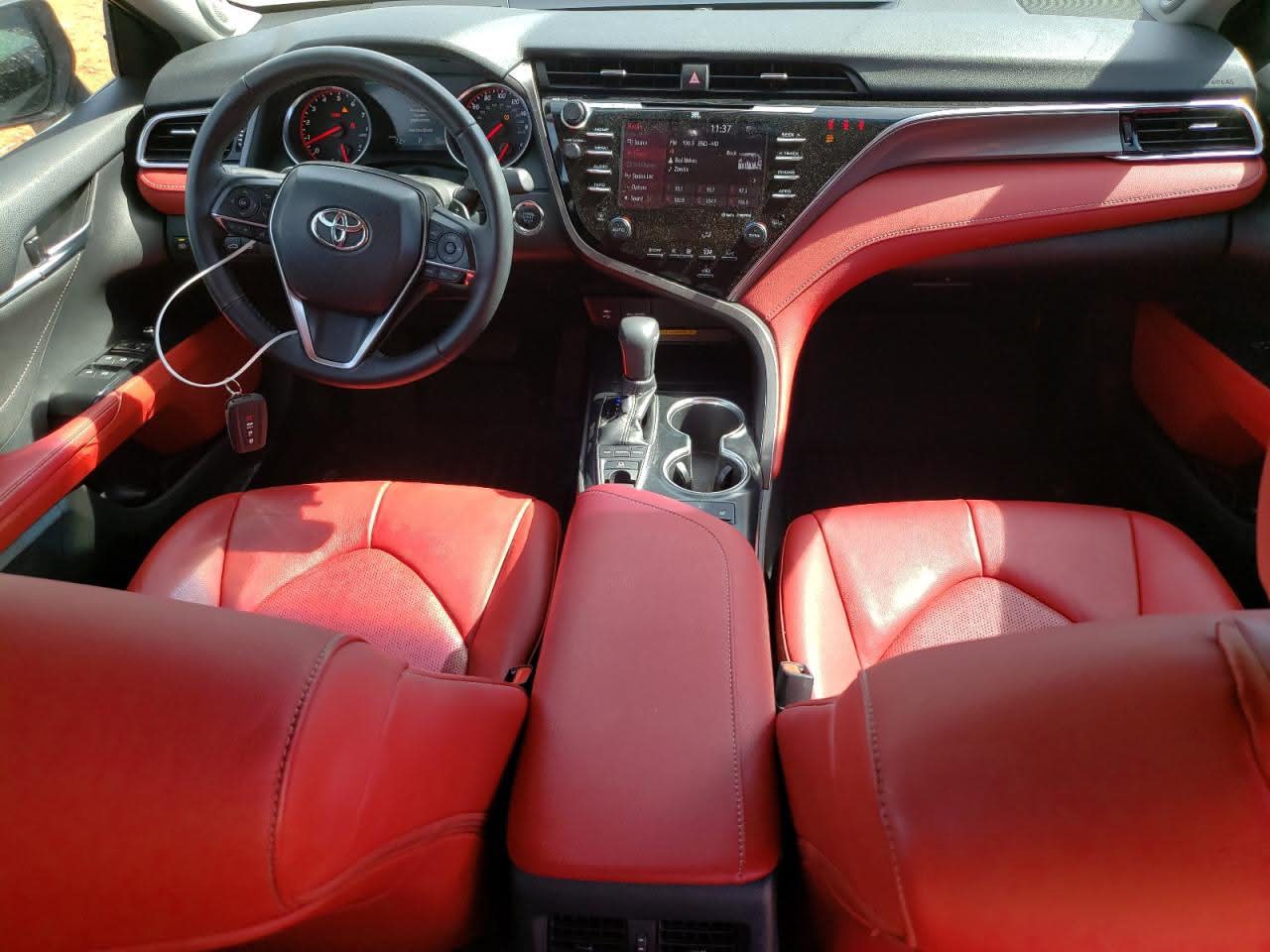 2019 Toyota Camry XSE | White | 2.5L FWD | VIN: 4T1B61HKXKU233975