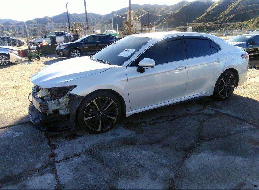 2018 Toyota Camry XSE V6 VIN: 4T1BZ1HK2JU012697
