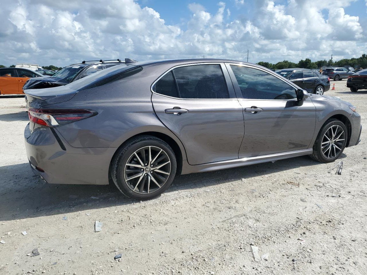 2021 Toyota Camry SE | Gray | 2.5L I4 FWD Sedan | IAAI Austin North, TX