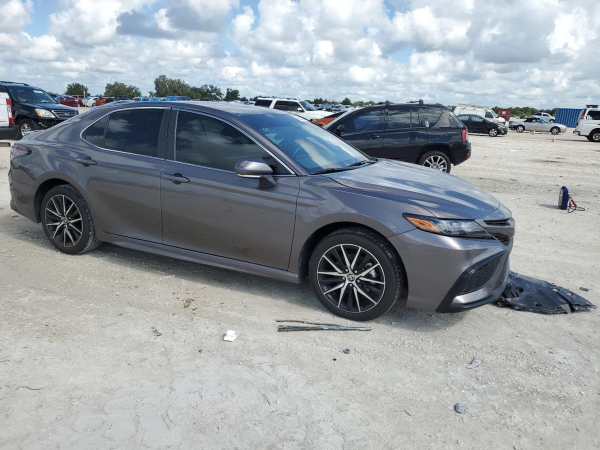2021 Toyota Camry SE | Gray | 2.5L I4 FWD Sedan | IAAI Austin North, TX