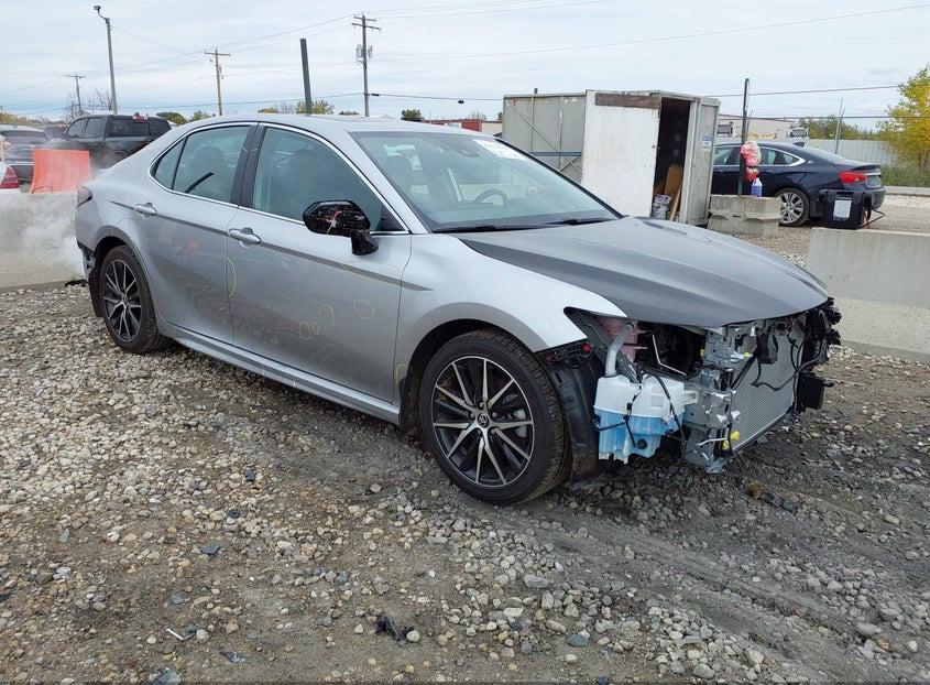 Toyota Camry SE 2024 Silver – 2.5L FWD Sedan | VIN: 4T1G11AKXRU206980