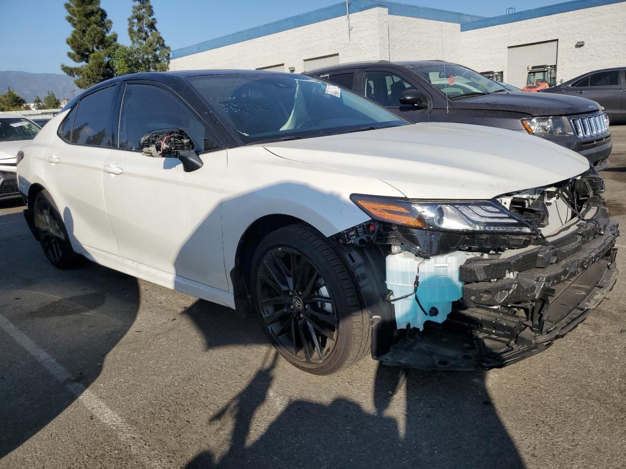 2021 Toyota Camry XSE | White | 2.5L I4 FWD Sedan | VIN: 4T1K61AK2MU483689
