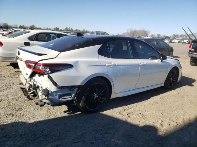 2021 Toyota Camry XSE – White Sport Sedan | 3.5L V6 | VIN: 4T1KZ1AK0MU053747
