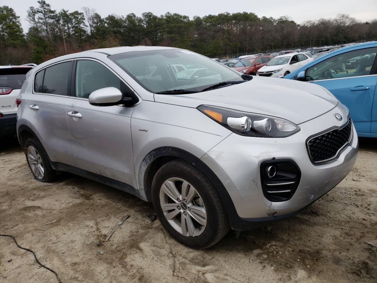 2018 KIA SPORTAGE L - KNDPMCAC9J7438179