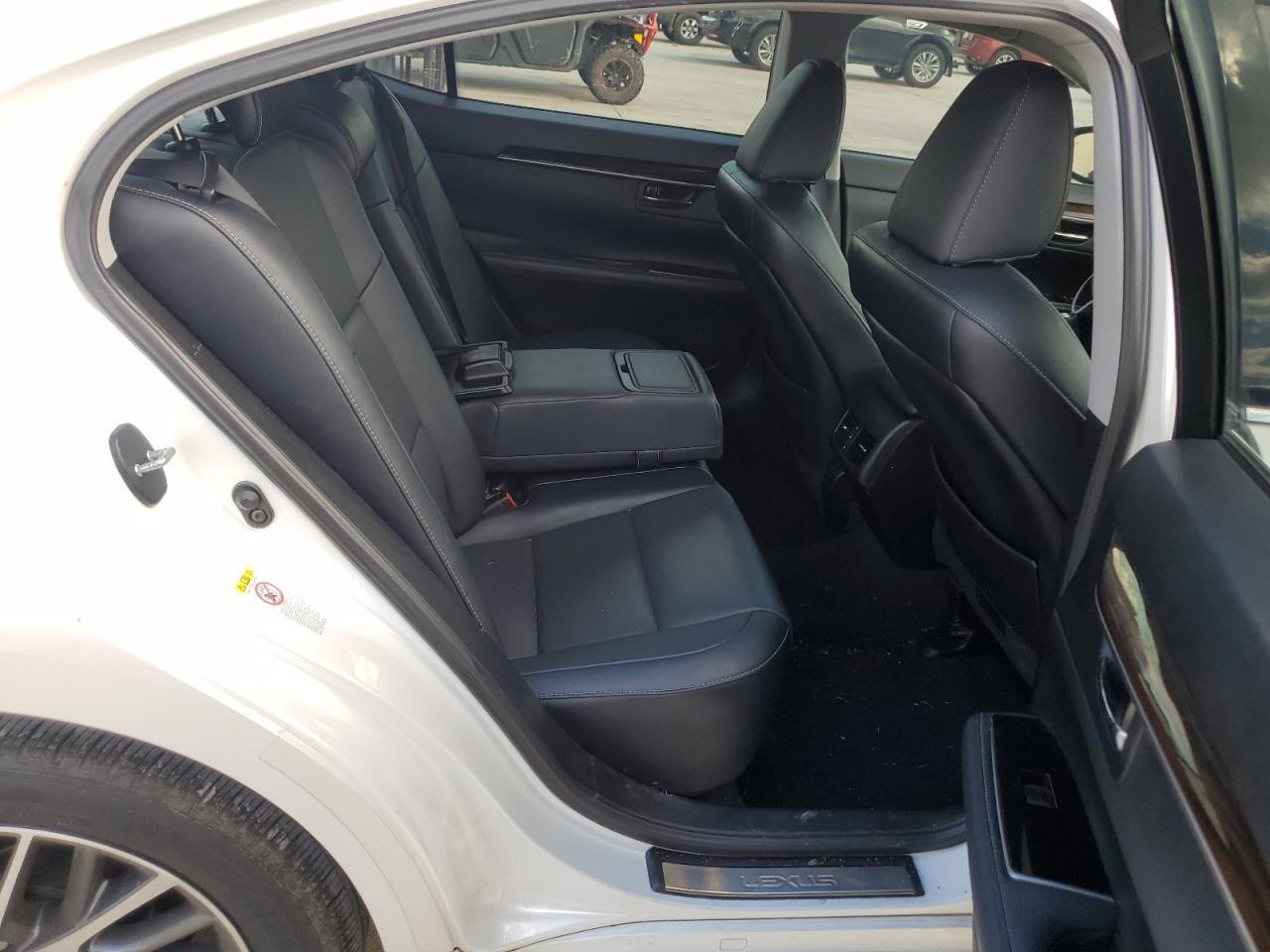 2018 Lexus ES 350 | White | 3.5L V6 FWD Sedan | VIN: 58ABK1GG6JU082827