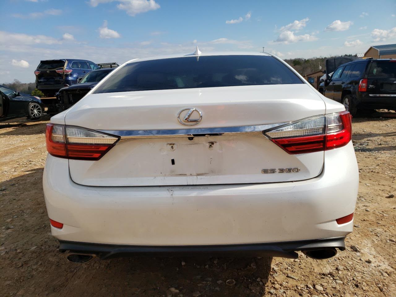2018 Lexus ES 350 | White | 3.5L V6 FWD Sedan | VIN: 58ABK1GGXJU088615
