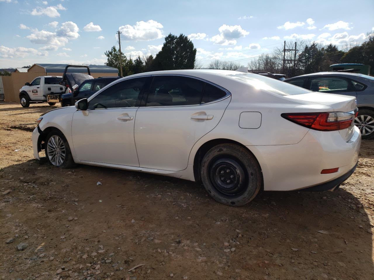 2018 Lexus ES 350 | White | 3.5L V6 FWD Sedan | VIN: 58ABK1GGXJU088615