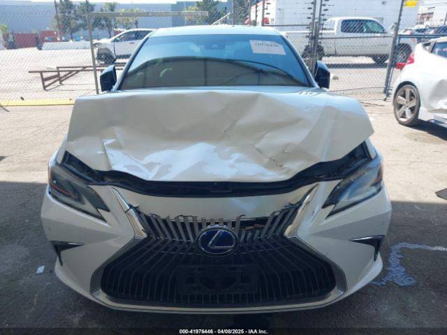 Lexus ES 300 2020 – Hybrid Luxury Sedan | VIN: 58AE21B17LU011820