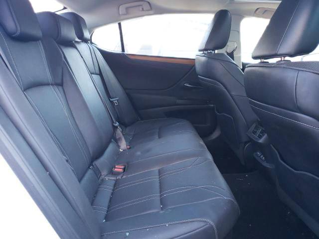 Lexus ES 300 2020 – Hybrid Luxury Sedan | VIN: 58AE21B17LU011820
