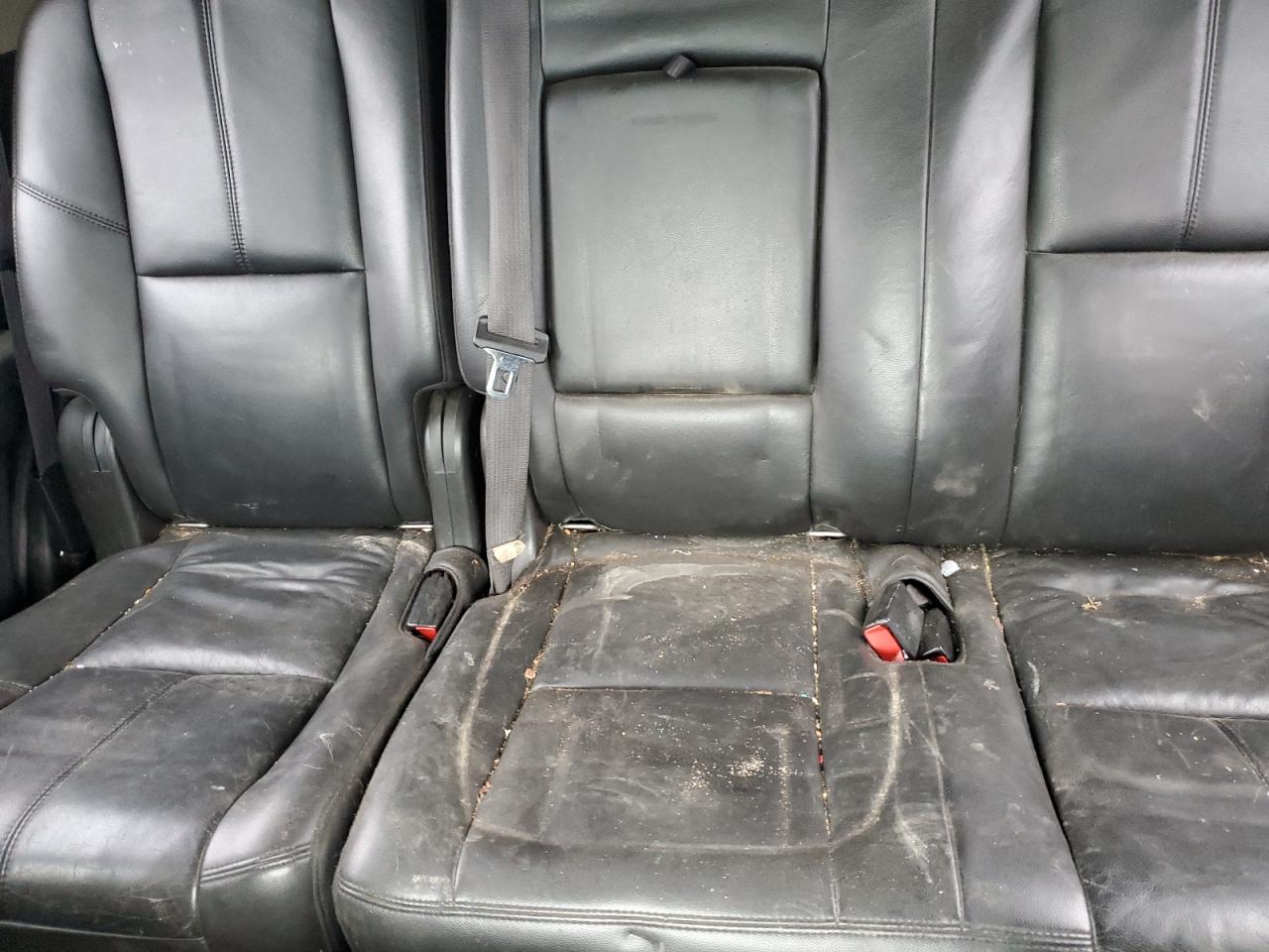 2010 CHEVROLET TAHOE K150 - 1GNUKBE05AR106450