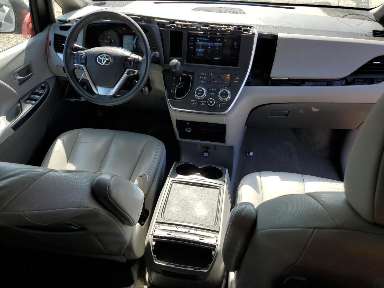 2015 TOYOTA SIENNA LE - 5TDKK3DC3FS575711