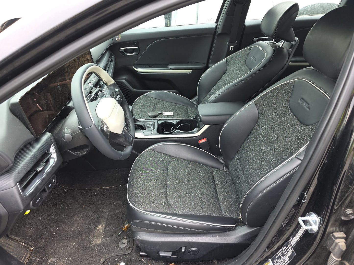 2025 Kia K4 GT-Line | Black | FWD Automatic | VIN: 3KPFW4DE2SE055534