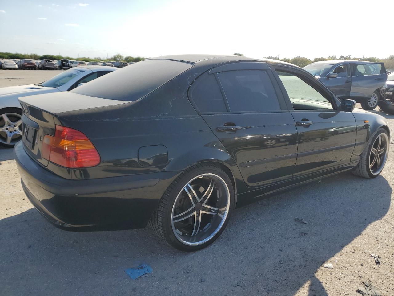 2003 BMW 325 I - WBAET37483NJ35528