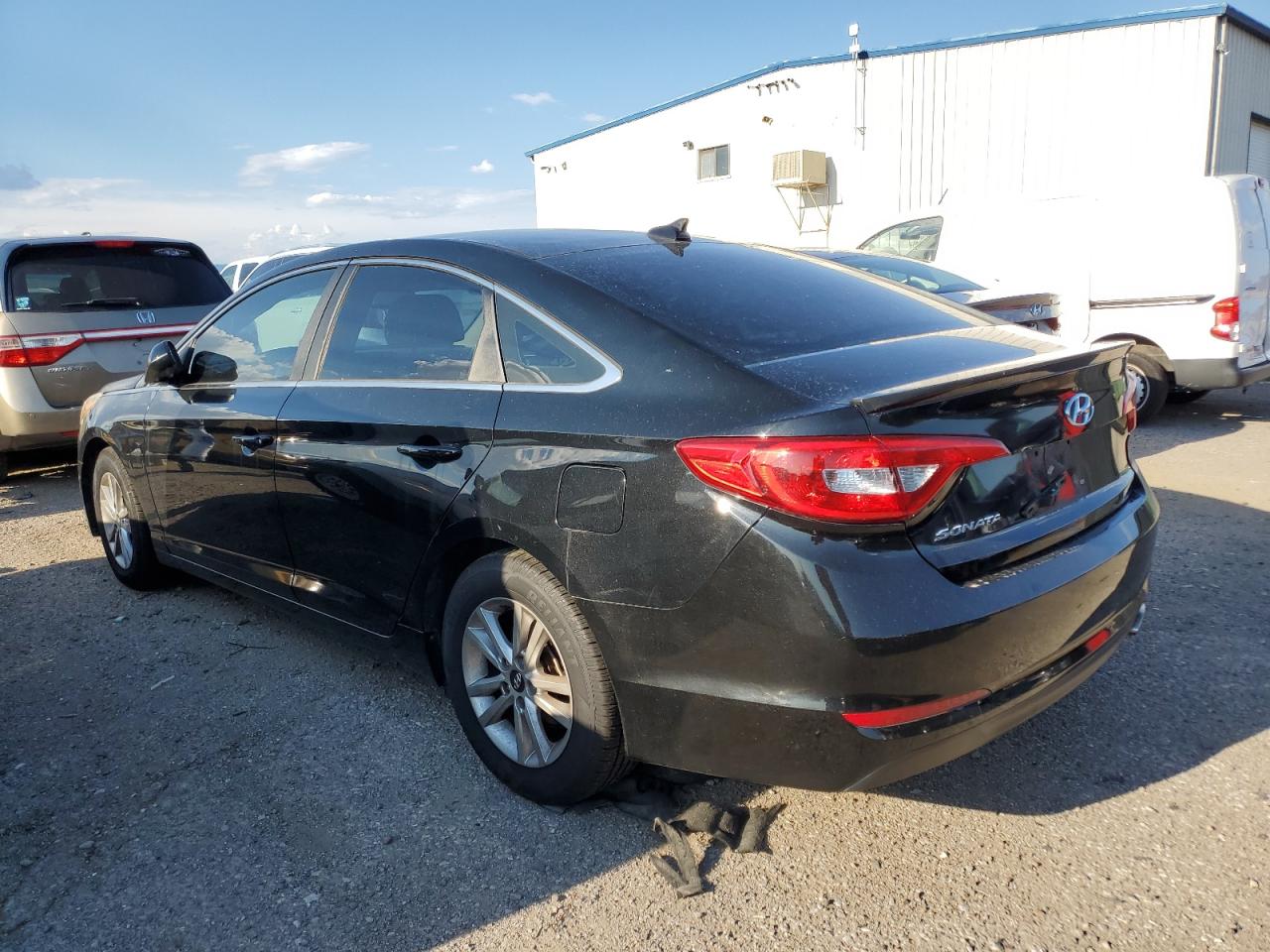 2015 HYUNDAI SONATA SE - 5NPE24AF1FH025317