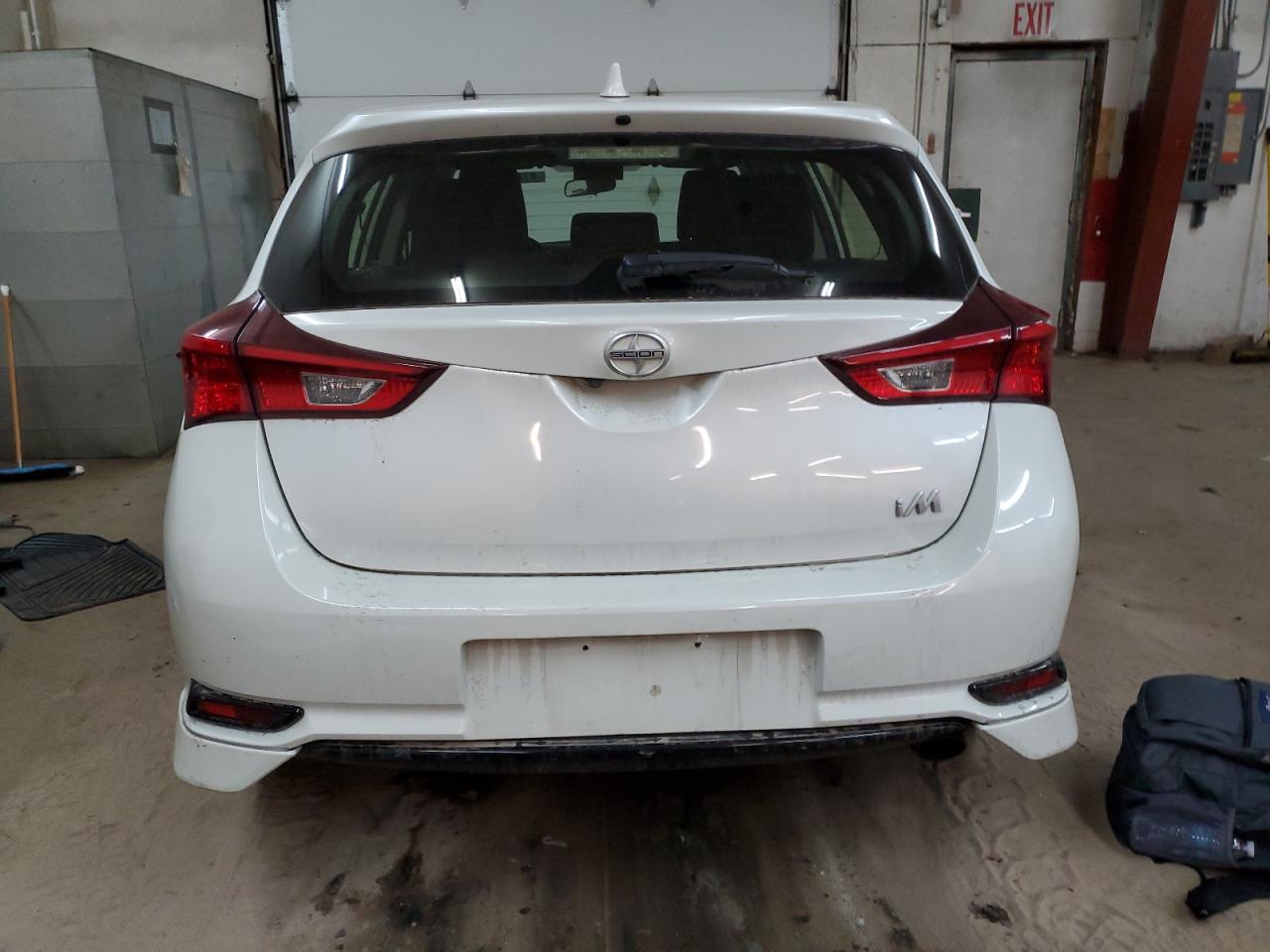 2016 TOYOTA SCION IM - JTNKARJE8GJ504610