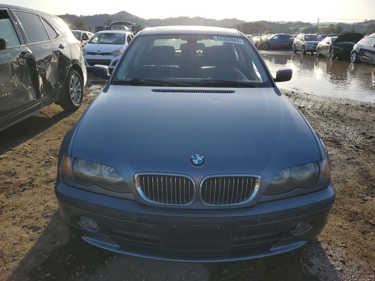 2004 BMW 330 I - WBAEV53464KM33154