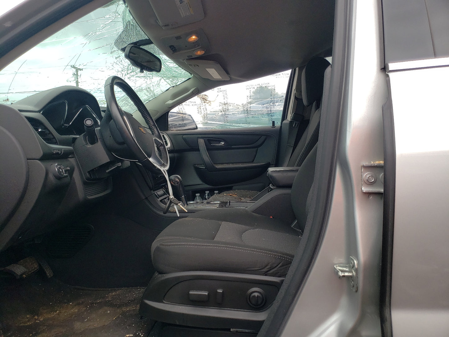 2017 CHEVROLET TRAVERSE L - 1GNKRGKD2HJ304547