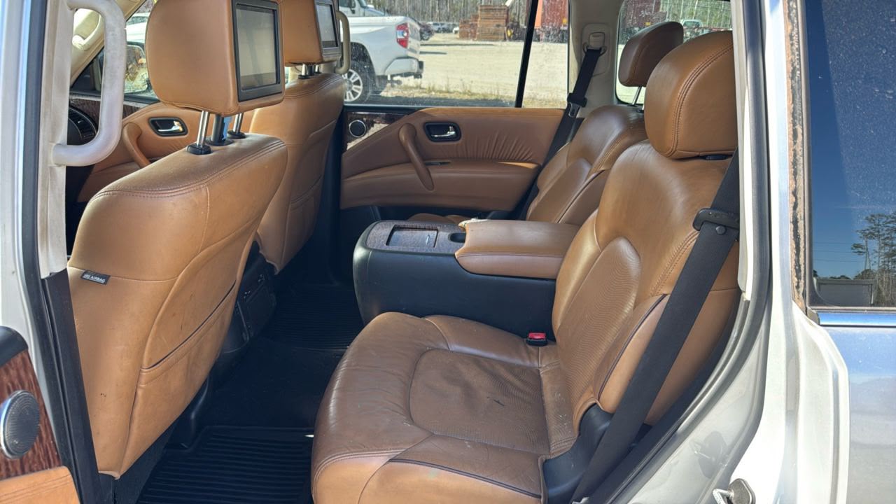 2018 Nissan Armada Platinum 4WD | Silver | 5.6L V8 SUV | VIN: JN8AY2NE1J9730269