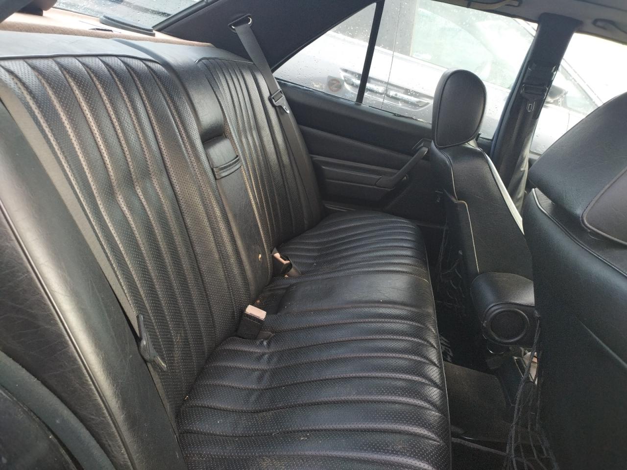 1991 MERCEDES-BENZ 190 E 2.3 - WDBDA28D8MF751527 — photo 6