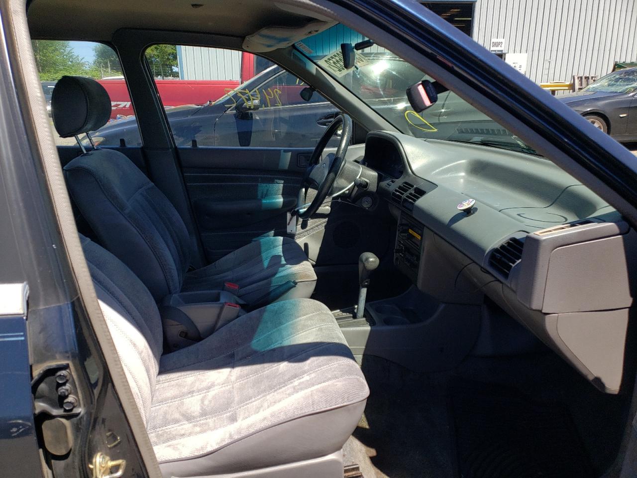 1993 FORD ESCORT LX - 3FAPP15J5PR162868 — photo 5