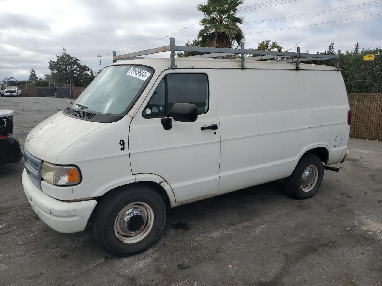 1994 DODGE RAM VAN B2 - 2B7HB21Y2RK564385 — photo 1