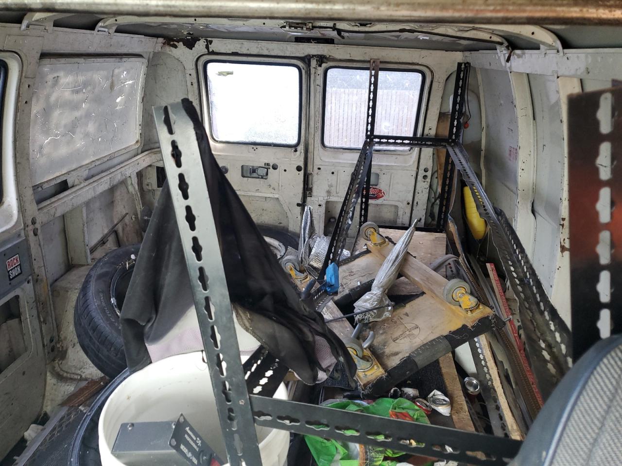 1994 DODGE RAM VAN B2 - 2B7HB21Y2RK564385 — photo 10