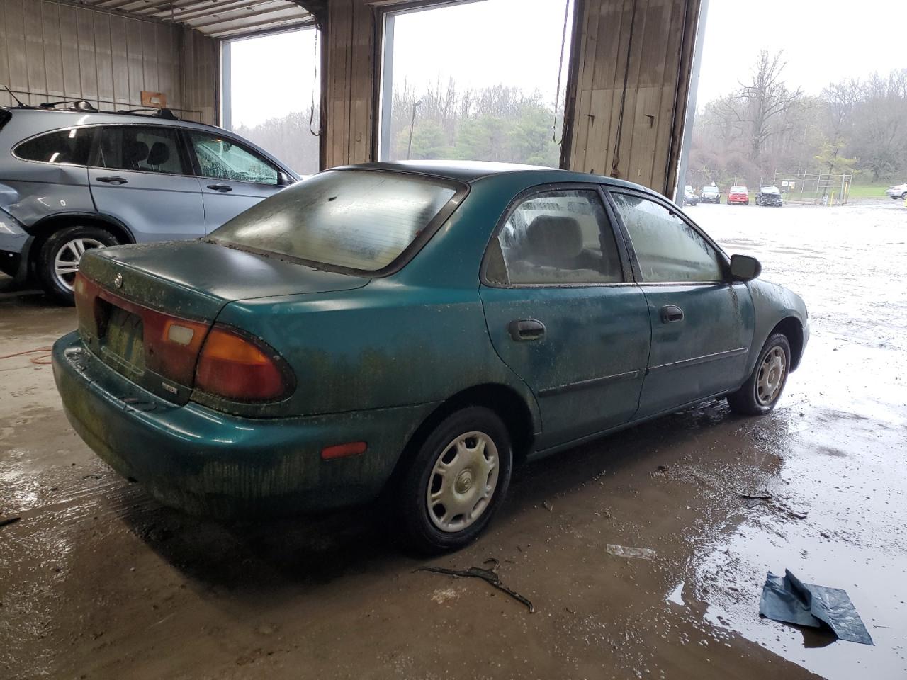 1995 MAZDA PROTEGE DX - JM1BA1415S0103061 — photo 2