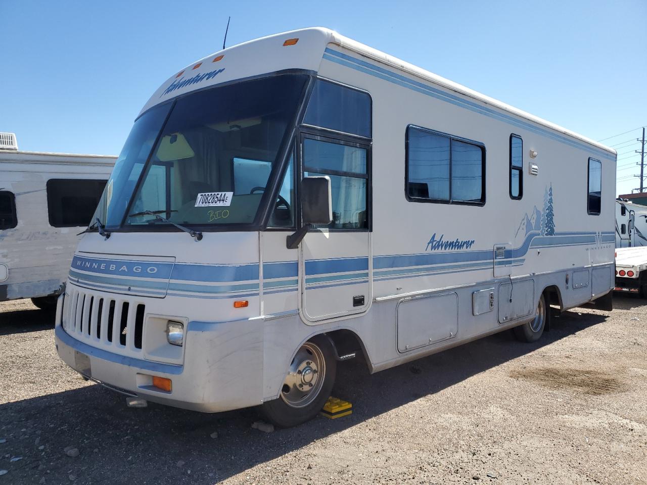 1995 WINNEBAGO TRAILER - 1GBKP37N6S3312546 — photo 2