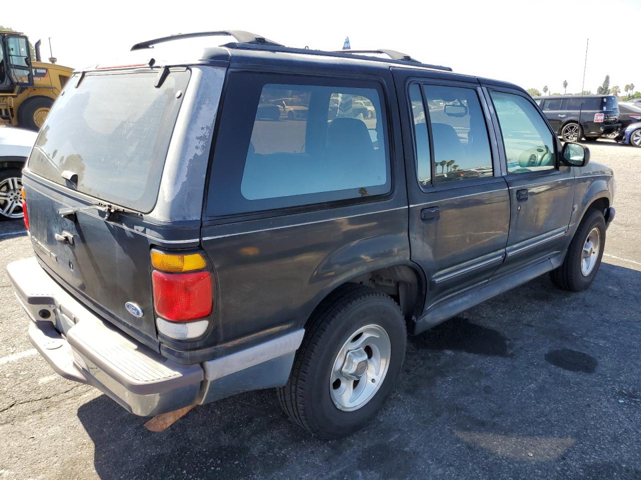1996 FORD EXPLORER - 1FMDU32P1TZA34378 — photo 2