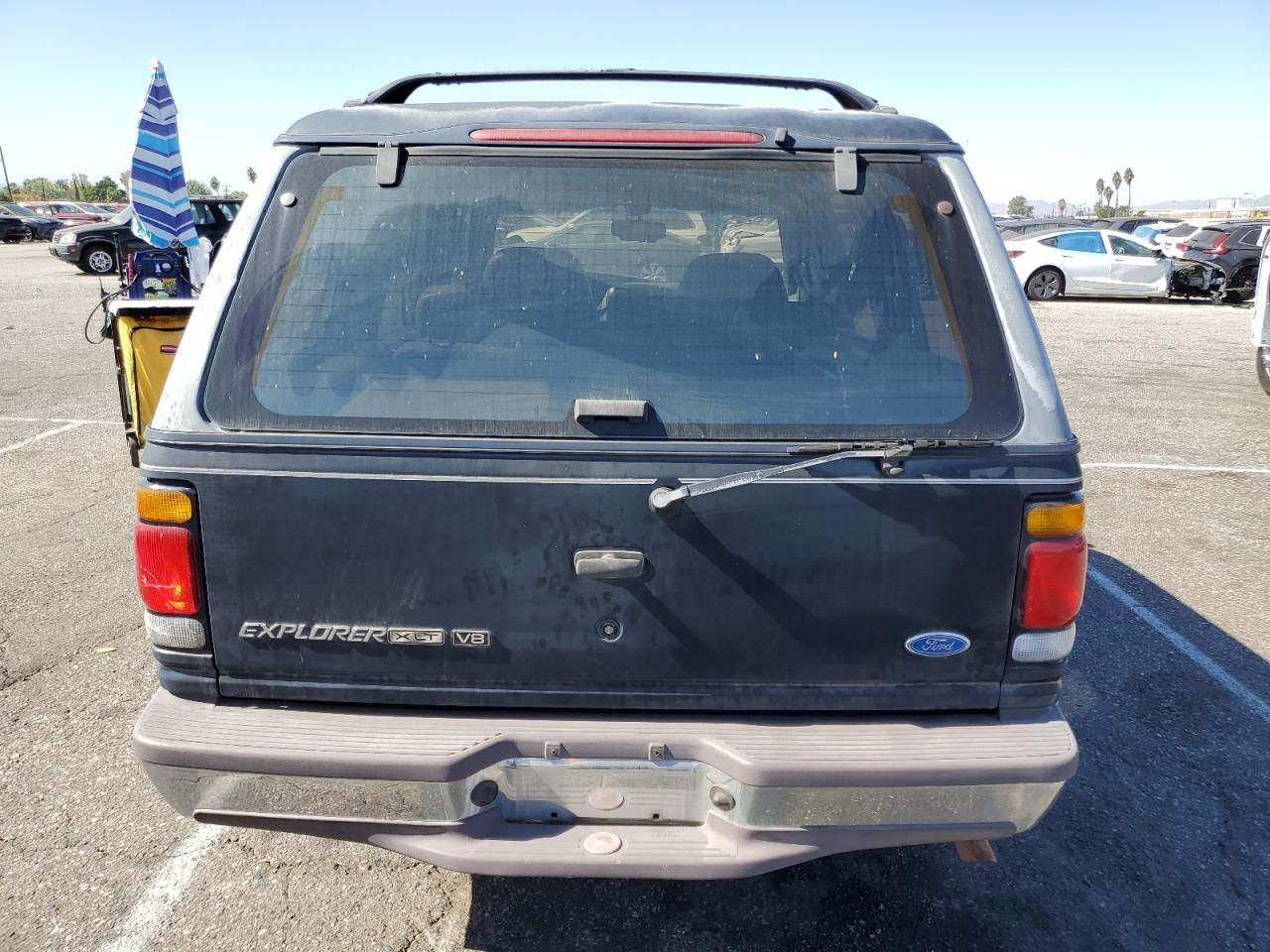 1996 FORD EXPLORER - 1FMDU32P1TZA34378 — photo 5