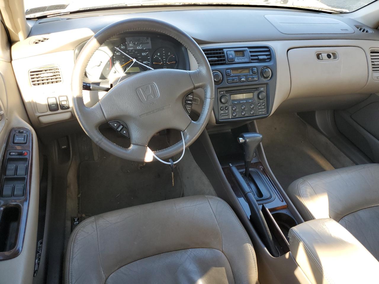 1998 HONDA ACCORD EX - 1HGCG1659WA035089 — photo 8