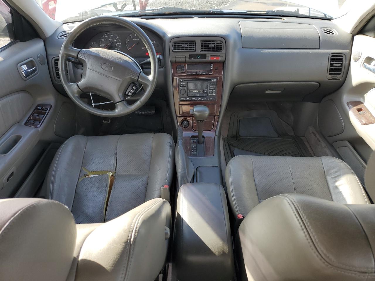 1998 INFINITI I30 - JNKCA21A7WT625062 — photo 8