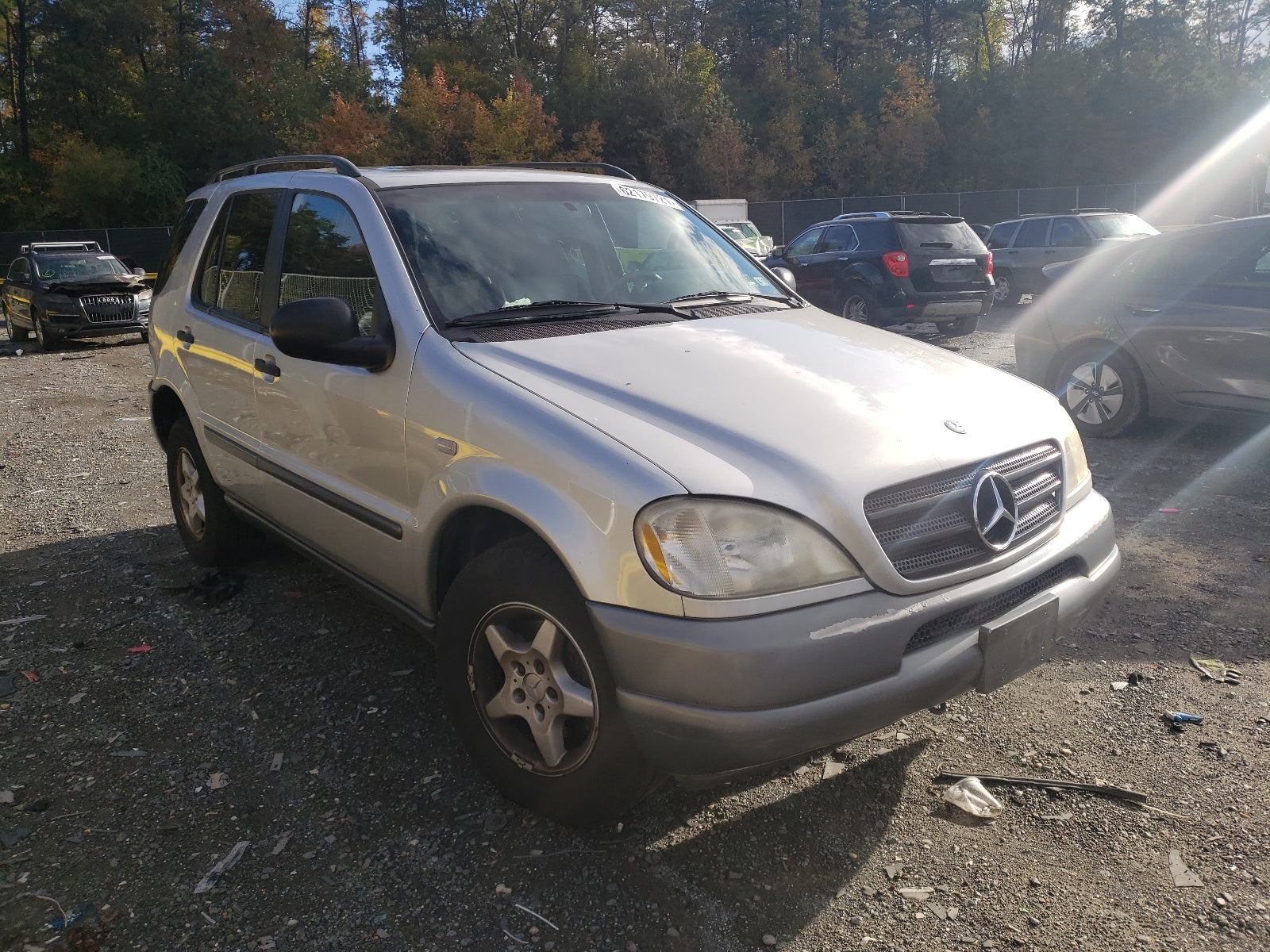 1998 MERCEDES-BENZ ML 320 - 4JGAB54E0WA020510 — photo 1