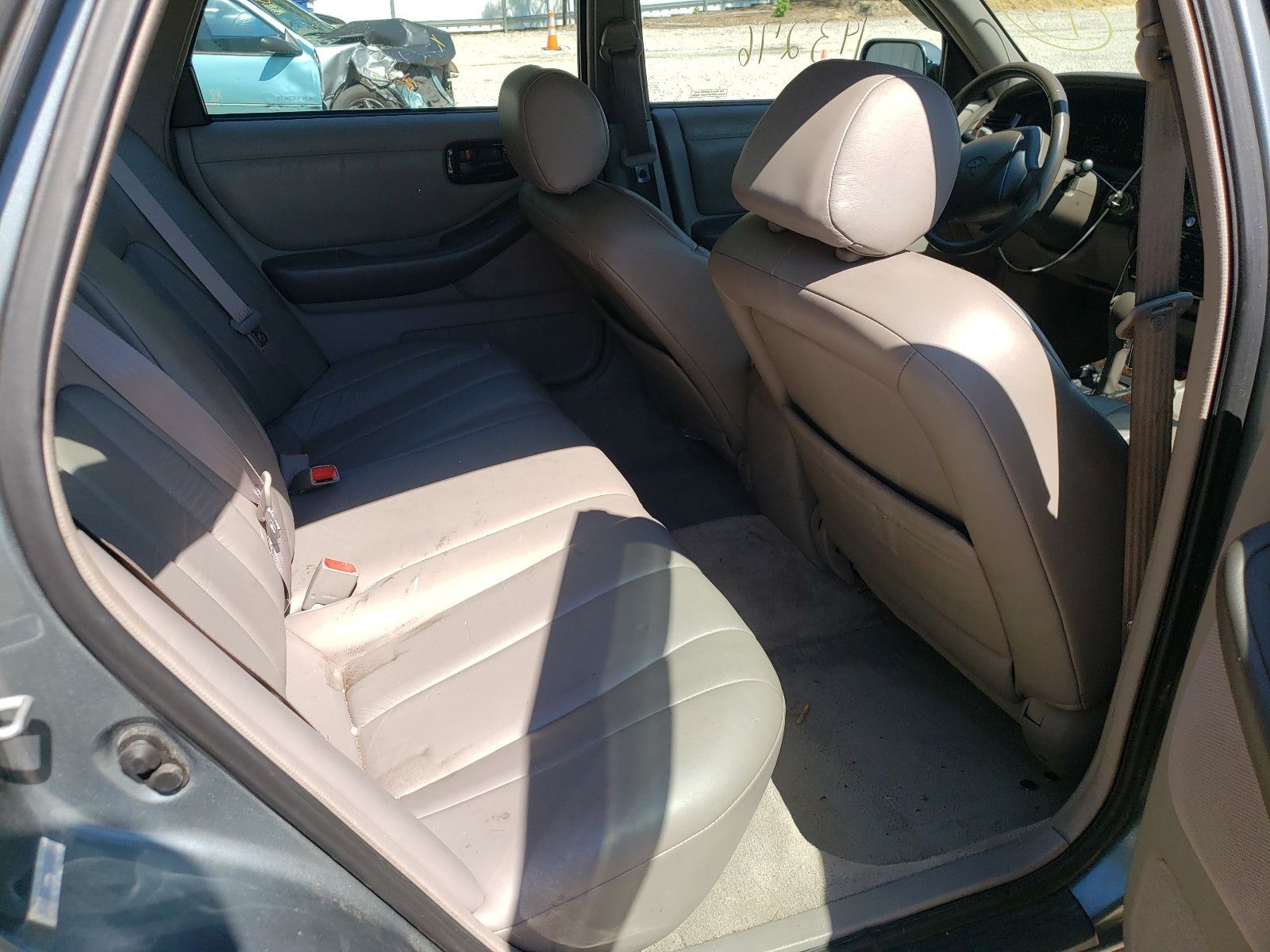 1998 TOYOTA AVALON XL - 4T1BF18B0WU237457 — photo 6
