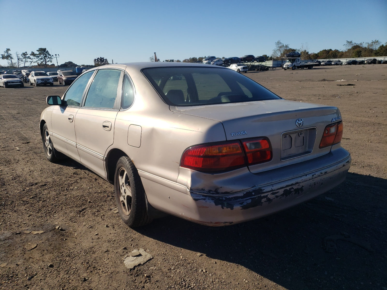 1998 TOYOTA AVALON XL - 4T1BF18B3WU251885 — photo 3