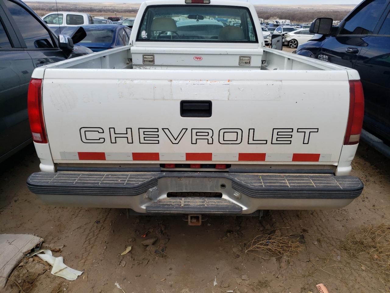 1999 CHEVROLET GMT-400 K3 - 1GBHK34J3XF079628 — photo 11