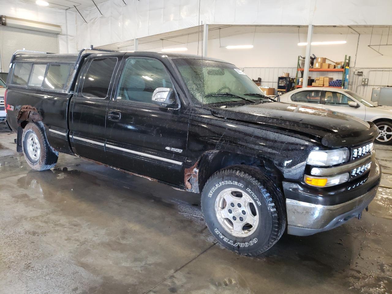 1999 CHEVROLET SILVERADO - 2GCEK19T5X1180092 — photo 4