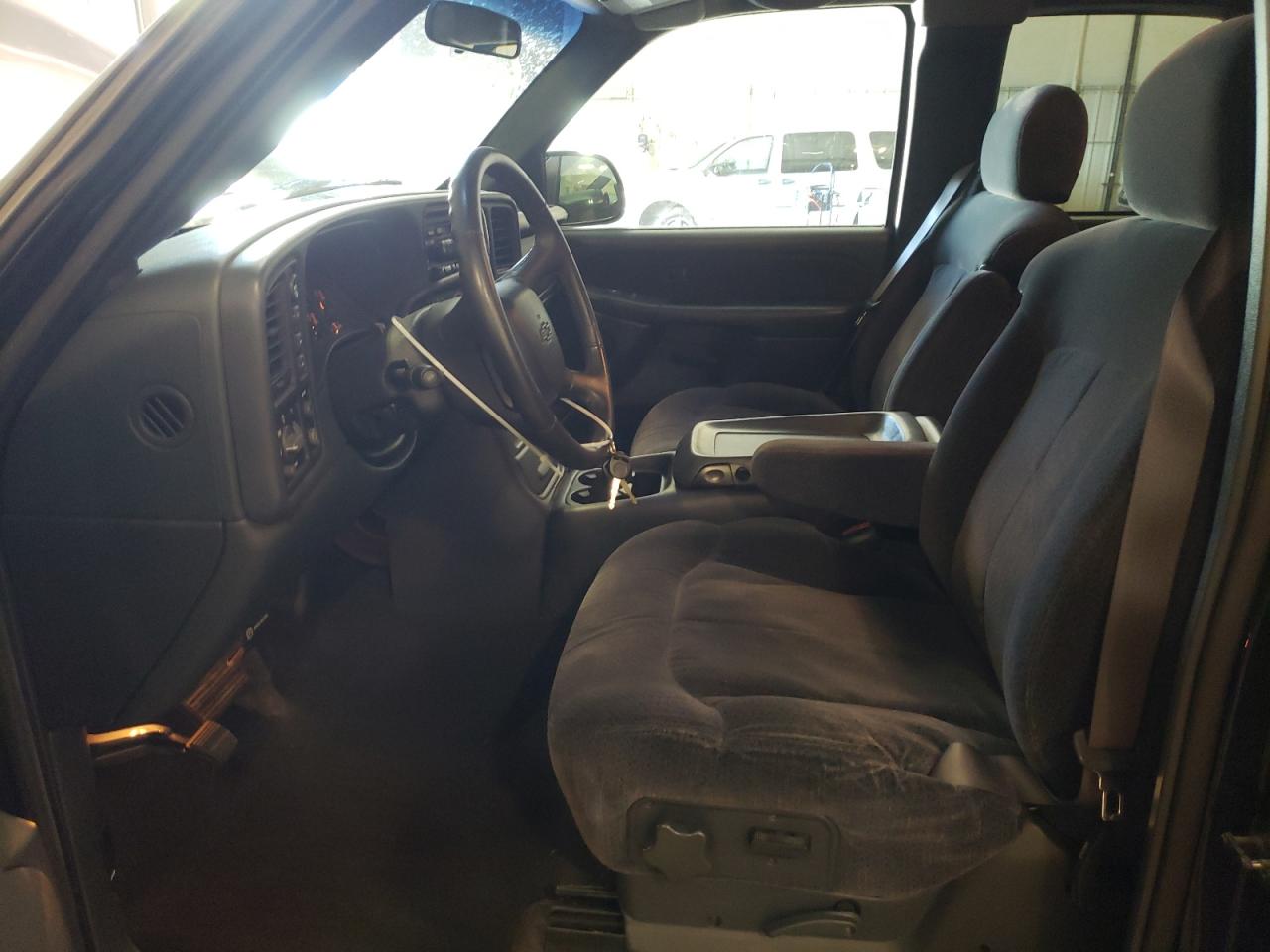1999 CHEVROLET SILVERADO - 2GCEK19T5X1180092 — photo 7