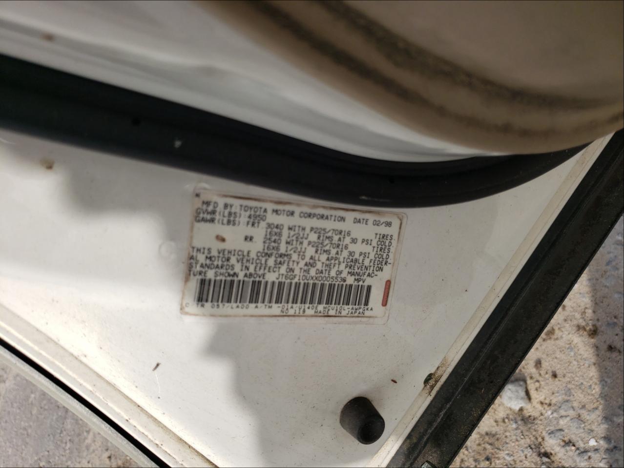 1999 LEXUS RX 300 - JT6GF10UXX0005536 — photo 10
